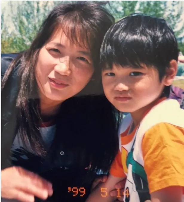 大谷翔平と母親の写真１